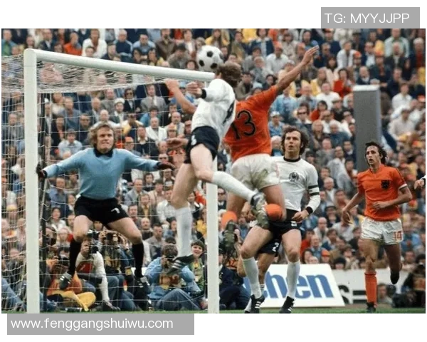 聚焦世界足坛十五位巨星展现辉煌荣耀与绿茵赛场非凡风采 聚焦世界足坛十五位巨星展现辉煌荣耀与绿茵赛场非凡风采