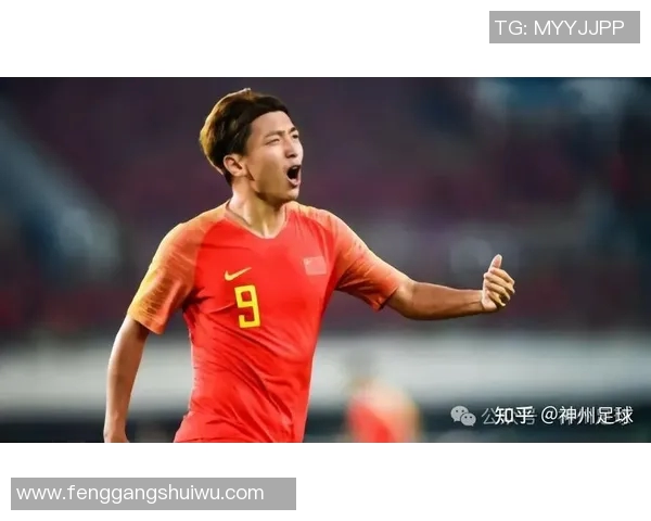 足球明星戴的帽子究竟叫什么名字它的由来与时尚趋势解析