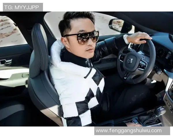 足球球星也爱穿搭羽绒服 冬季时尚新风潮引领潮流风向