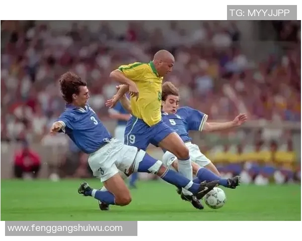 世界现代足球巨星崛起之路:他们如何引领全球足球潮流与未来趋势 世界现代足球巨星崛起之路:他们如何引领全球足球潮流与未来趋势